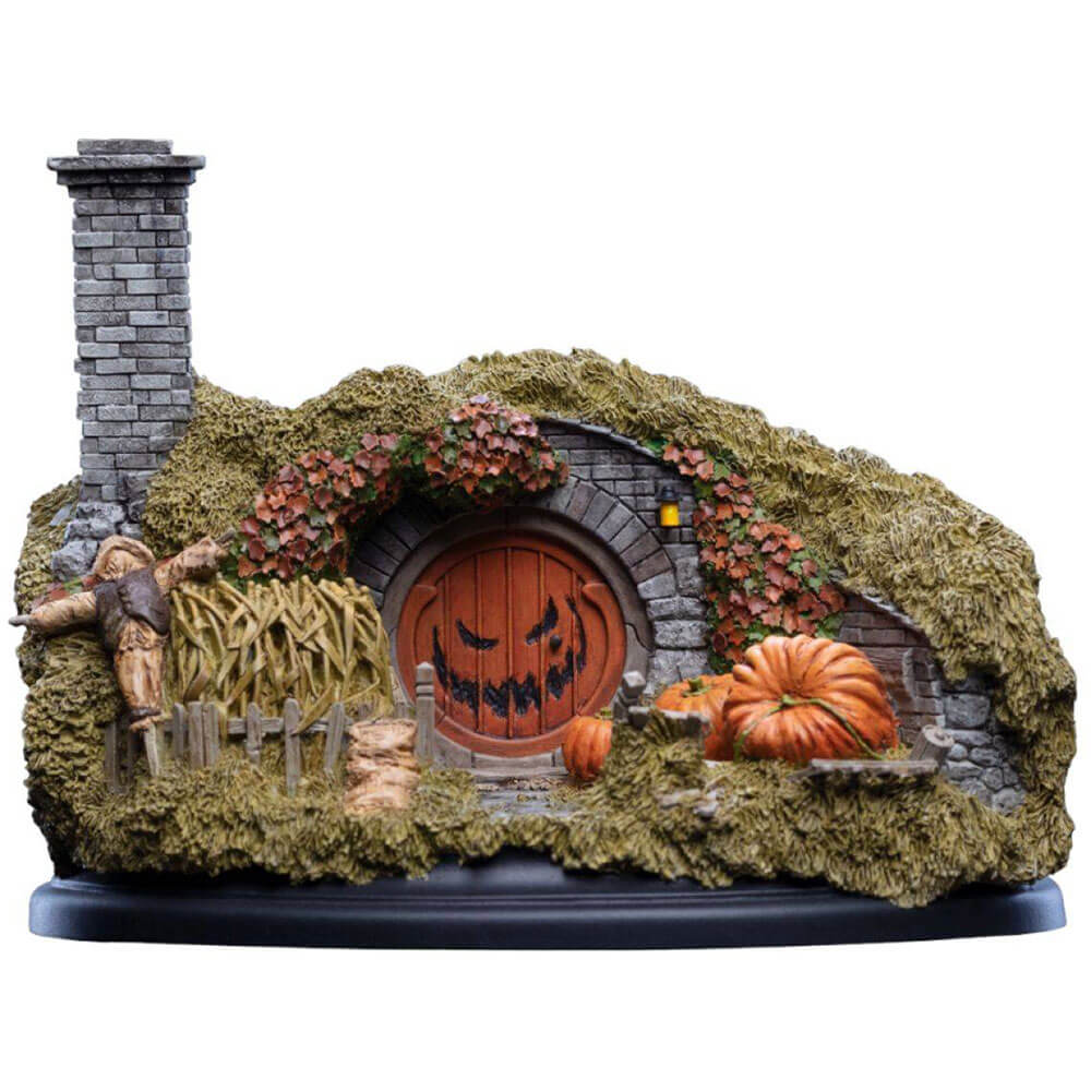 The Hobbit #16 Hill Lane Hobbit Hole Diorama