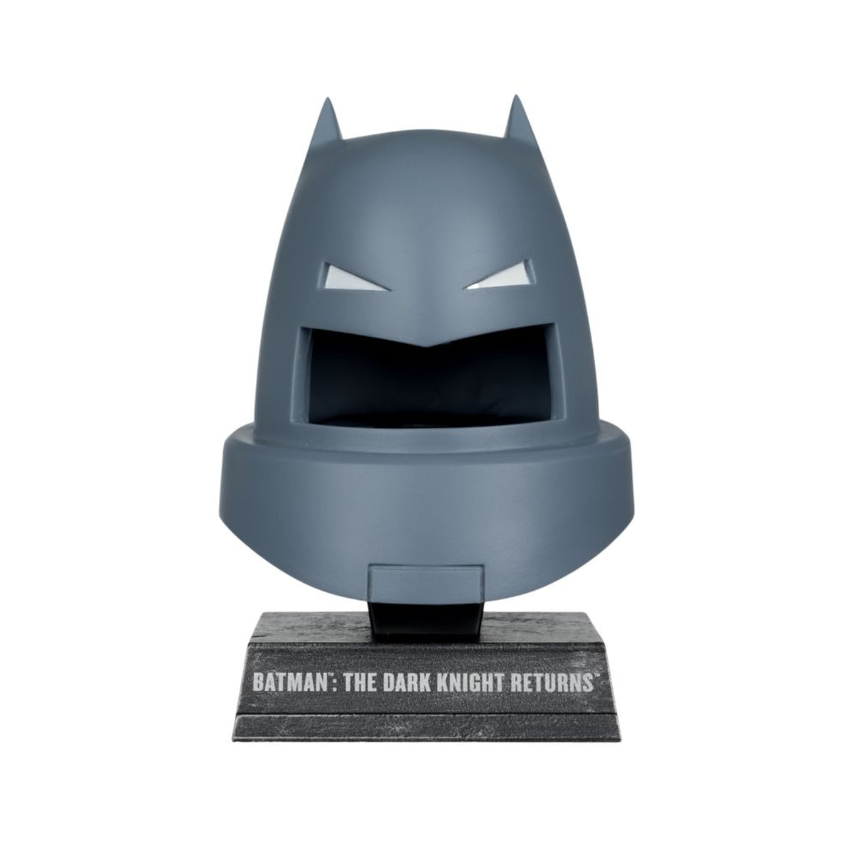Armoured Batman Dark Knight Returns 1:3 Cowl Replica